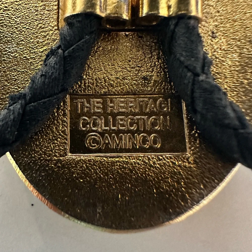 Aminco Gold and Silver Bolo Tie - Picture 4 of 6